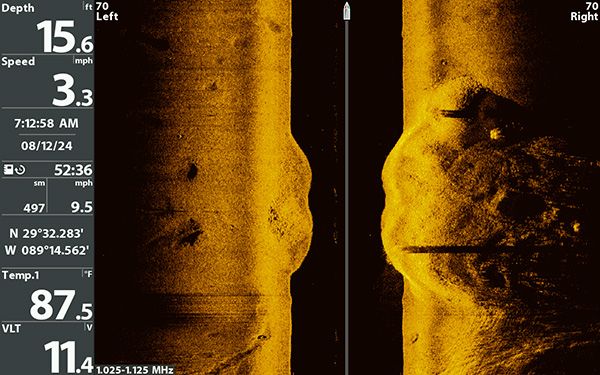 sonar of sheel reinforced bottom around well head in louisiana