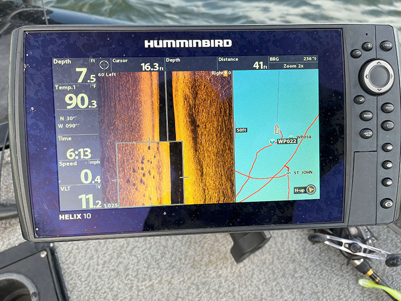 using sonar to catch redfish